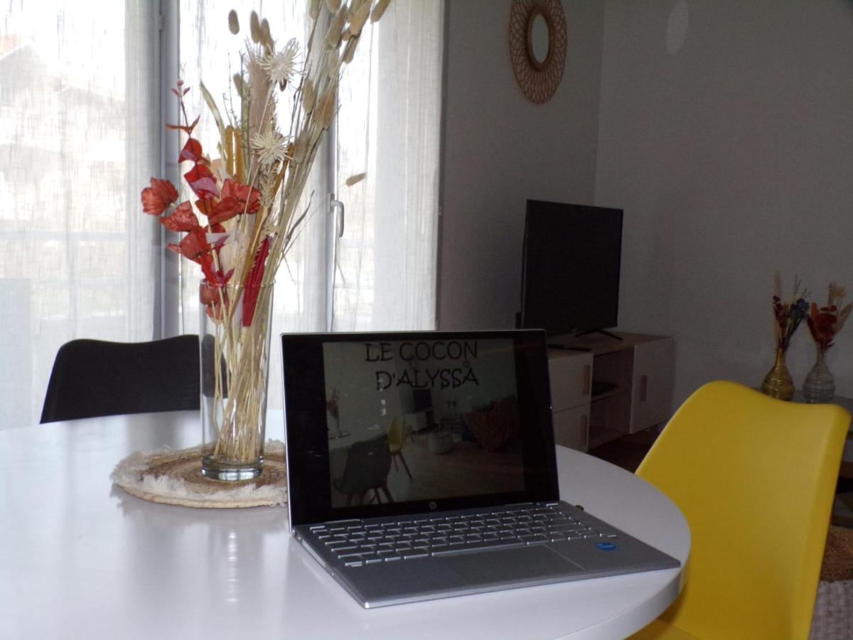 Bienvenue Au Cocon D'Alyssa Apartment Langon  Exterior photo